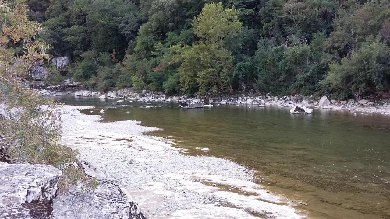 Chambre En Ardeche Du Sud Saint-Remeze 외부 사진